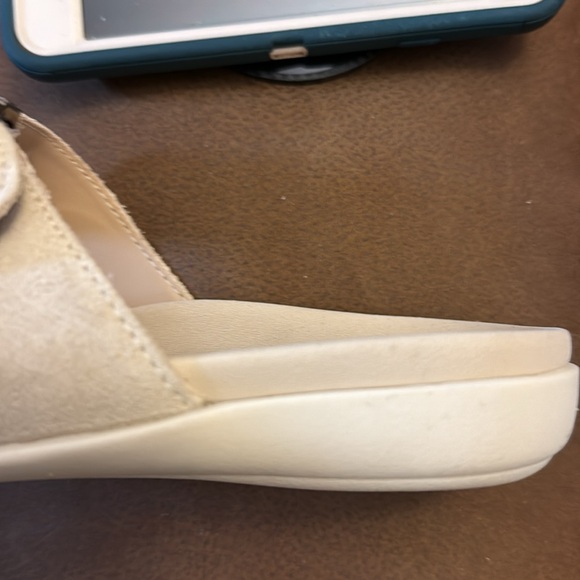 New Vionic sandals size 7 - Picture 9 of 10